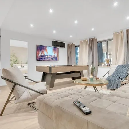 Apartment Le Quatre Sansculs - Proche Gare